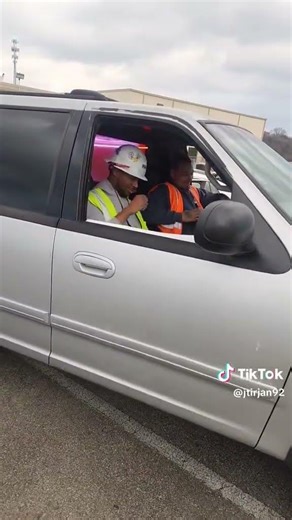 6 resilient sounds gold 18 subs on 2 crossfire 8k amps on this build #caraudio