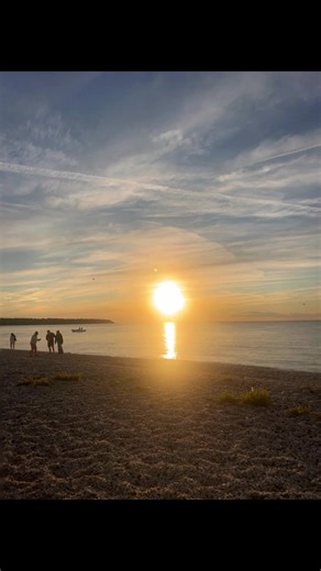 The Beauty of Sunsets: Embracing Beautiful Endings