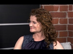 Devious Maids' Rebecca Wisocky Dishes on Season 2 & the Complexities of Villainess Evelyn Powell