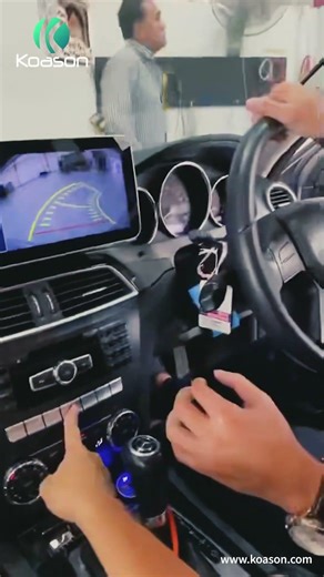 Sometimes one screen upgrade changes the whole cabin feeling #automobile #benz #shorts #benztech