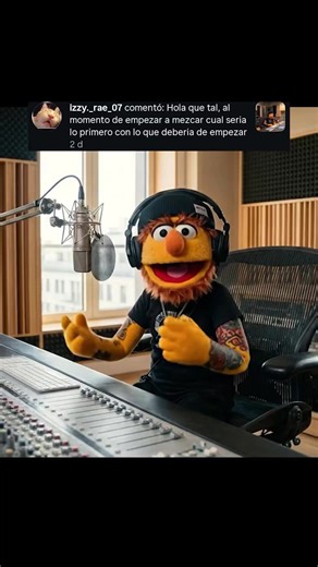 🎚️🎧 ¿Con qué deberías empezar al momento de mezclar? Uno de los errores más comunes es abrir el proyecto y empezar a meter plugins… cuando en realidad la mezcla empieza mucho antes del EQ. El primer paso siempre es: 👉 balancear volúmenes. Antes de compresión, EQ o efectos: ✔️ Baja todos los faders ✔️ Sube uno por uno ✔️ Define qué elemento manda (voz o lead) ✔️ Ajusta niveles en contexto, no en solo Si la canción no se entiende solo con volumen, ningún plugin la va a arreglar después. Cuando 