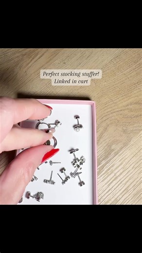 What a great #earring set! Mix and match. Perfect gift idea! #giftsforher #jewelry #tts