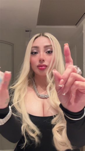 Ya casi el video oficial 💗💗🩷🎀💋🐈 | Bellakath