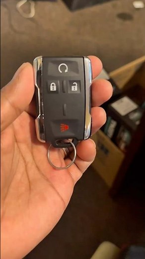 Chevrolet Silverado 2015 upgrade to smart key fob🚘💯 #keyfob #shorts #viral