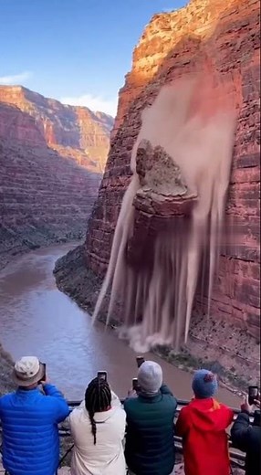Processed Footage: Massive Landslide Hits Grand Canyona in Powerful Cliff Collapse (V3)