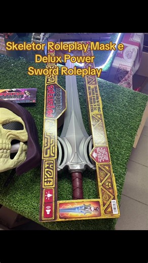 Skeletor Roleplay Mask & Deluxe Power Sword | MOTU