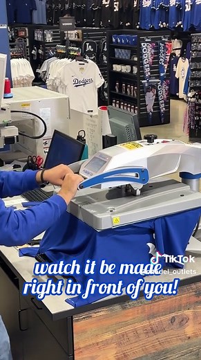 Dodgers Clubhouse: Exclusive World Series Merch & Customizable Gear