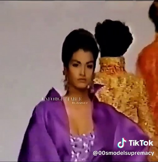 Yasmeen Ghauri: Iconic Moments and Runway Highlights