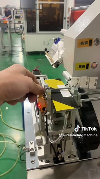 A wire labeling machine equipped with a printer can significantly enhance your work efficiency and create value #labelingmachine #markingmachine #labelingsolutions #factorywork #labelingequipment #labelmaker #labeler #labelapplicator #wirelabelingmachine