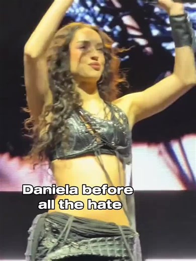 feel so bad for her... #katseye #danielaavanzini #danielakatseye #fyp #haters