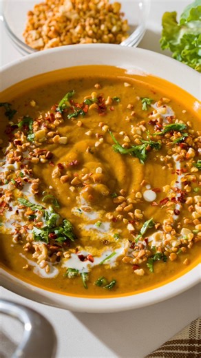 Save this recipe to your “Weeknight Dinners” collection! • Here’s what you need: 1 large white onion diced 2 tbs fresh ginger diced 4 large garlic cloves diced 2 cup kale chopped 1 1/2 large sweet potatoes diced 1/2 cup tomato paste 1 litre vegetable stock 2 cups water 3/4 cups peanut butter 1/2 tsp chilli flakes salt black pepper • Save this one folks! | Andy’s East Coast Kitchen