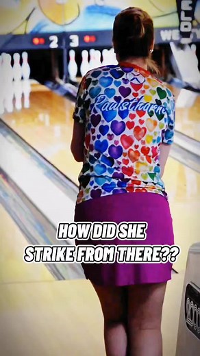 SERIOUSLY, HOW DID SHE STRIKE FROM THERE?? Catherine Rawsthorne was playing the TWIG at the PBA Northwest Region Drake Mechanical Open! Crazy how accurate she was! Tune into the PBA West Region Beehive Open this weekend to see the likes of Darren Tang, PJ Haggerty, and Jake Peters on our YouTube and Facebook pages! . . . . . . . . #Bowler #sports #sport #athlete #athletics #bowling #pba #pbatour #pbafinals #bowling🎳 #stormnation #viral #reels #womensports #womenathletes #womeninsports | Champio