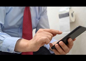Why Smartphone Use on the Toilet Increases Hemorrhoid Risk