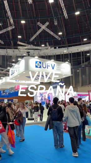 Si estás pensando en estudiar en España y no sabes cómo hacerlo o tienes alguna duda en procesos sin duda @Vive España son los mejores para esto🫶🏼 💘para las 10 primeras personas que comenten se les envía un 10% de descuento #viveespana #estudiarenespaña #universidadespaña #madrid #ecuatorianaenmadrid