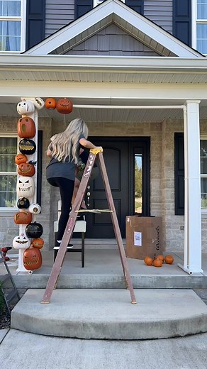 Step-by-Step of how we put together our Halloween Porch! 👻 If you still have questions, drop them in the comments and we will do our best to answer them all! 🖤 #halloweenporch #halloweendecor #halloween #halloweenoutdoordecor #halloweenparty #halloweendecorations #pumpkinarch #pumpkingarland #macyblackwell