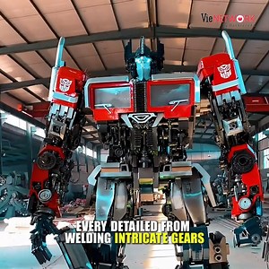 These people turn waste into amazing robots ------- ©️ The content exploitation copyright belongs to VieNETWORK #VieNETWORK | Chiến Binh Tí Hon - Dong Tay Promotion