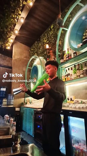 Bartending and Flaring Techniques for Beginners