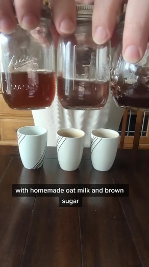 How to Make Lavender Extract: 3 Methods Explained