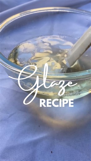Katja Althoff on Instagram: "Ingredients 5 gelatin sheets (2g each, 200 bloom) 150 ml water 180 g caster sugar 60 g glucose syrup 1) Soak the gelatin sheets in a large bowl of very cold water for 5 to 10 minutes. 2) In a saucepan, bring the water, caster sugar, and glucose syrup to a boil. 3) Remove it from the heat and let it cool down a little. Add the gelatin when the mixture is around 60–70°C (140–158°F). If you add it while the mixture is still boiling, it can lose its gelling power. 4) Cov