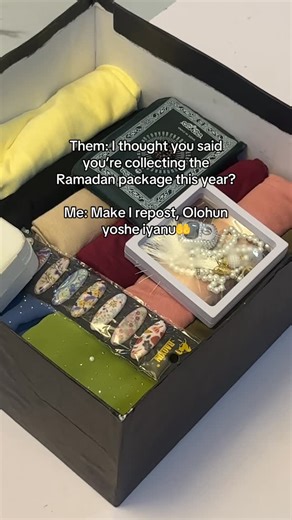 •UMRAH•MODESTWEARS•JILBAB•SCARF•MALAYSIA HIJAB•JEWELLERY BOX on Instagram: "This Ramadan, gift something meaningful. Our Ramadan Gift Box is curated with modest essentials designed for comfort, reflection, and everyday worship. Because thoughtful gifts speak louder than words 🤍 Available while stock lasts 🌙 Contents include; 5 premium Jersey scarfs 2 snow scarfs Pocket prayer mat Counter Scarf accessories Jewellery box Delivery Nationwide We can also help you curate based on your preferences C