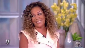 148K views · 8.7K reactions | We're sending a big congratulations to Sunny Hostin's daughter, Paloma, for running the 800 meters in track and field at the Junior Olympics! ❤️ abcn.ws/2RiH3wd | The View | Facebook