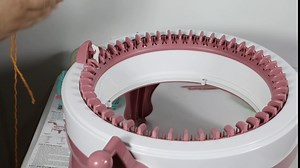 SGQCAR Knitting Machine,48 Needles Knitting Machine with Row Counter,2 Knitting Modes(P Gear Plain Weaving and T Gear Ring Weaving),Double Loom Knitting Machine for Adults or Kids (48 Needle)