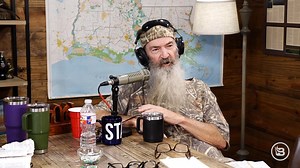 56K views · 3.4K reactions | Phil Robertson loves vacation... especially when his family leaves him home alone | In the Woods | Facebook
