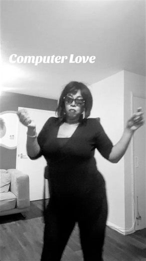 Dancing lady ..Computer ❤️ #dance ..please like and subscribe ✌️