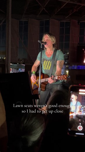 Keith Urban Live at Budweiser Stage Toronto 2022