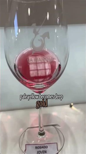 Wine Color = Wine Age? How to Spot Oxidation Instantly