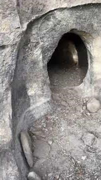 Domus de Janas Crabiosu Ardauli #placestovisit #nature #sardinia #archaeology #domusdejanas