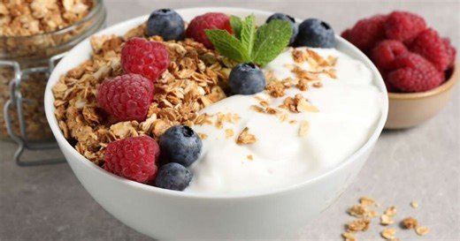 5 benefícios importantes do iogurte natural para a saúde