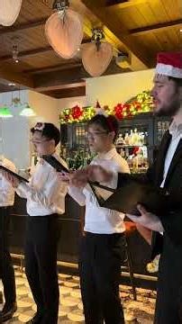 Carols at Raffles! 🎄🇸🇬 #travel #raffleshotel #singapore #christmas #song #carols #singaporesling