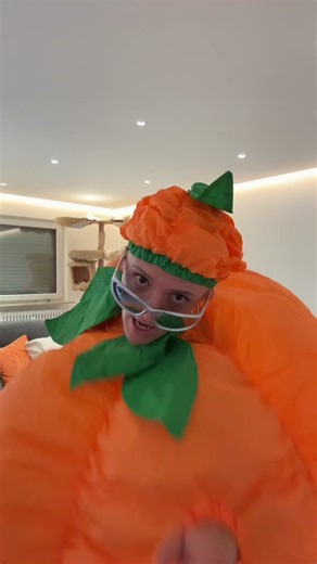 Hairstyling with Everly: Lockig Flockig Tutorial