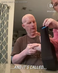 HugAgain helped this man, who had a stroke 8 years ago, to finally hug his grandchildren for the first time 🫂 The video of the moment will warm your heart❤️ #hug #stroke #grandchildren #grandfather #family | BrightVibes