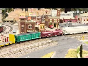 Norfolk Southern Mix Train in HO Scale