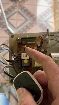 How to program a gate remote on a GAREN board #tips #tiltgate #gatemotor