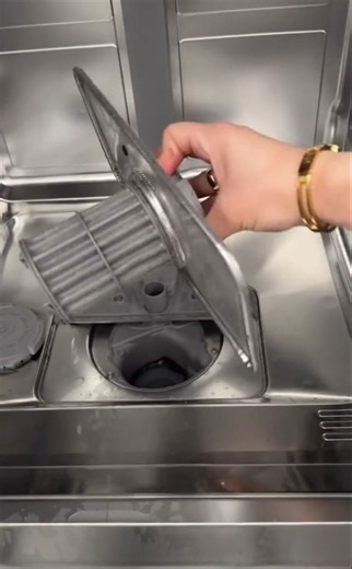 How to Deep Clean Your Kitchen?