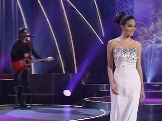 WOW 1999 was a year to remember... can you pick a favorite evening gown? | Miss Universe