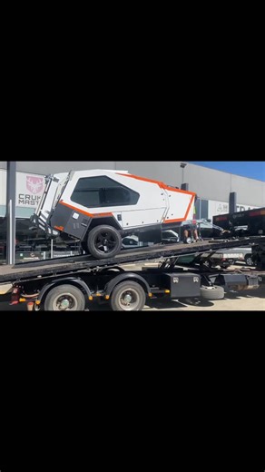 Track Trailer on Instagram: "End of MK5. Enter MK6 #tracktrailer #tvan #tvanlife #australianmade #offgridadventures #tracktrailers"