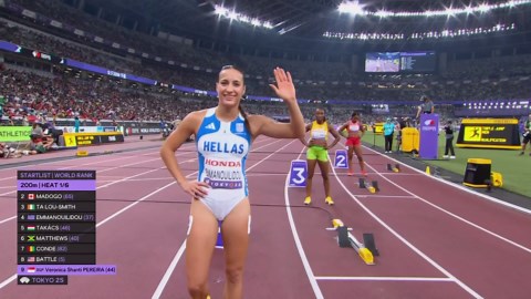 Battle paces 200m heats at worlds with season best