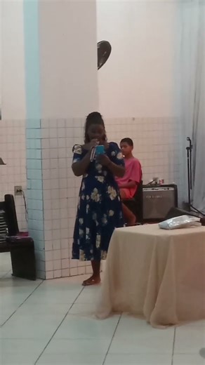 Deus não te esqueceu foi vc que esqueceu quem ele é e o que pode fazer