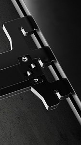 Luxer is a modular system offering an innovative approach to the design of frameless wardrobes. The configuration of the elements can be easily changed over time, allowing for dynamic space management👇 | Archiproducts