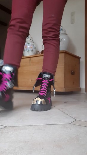 Creating Jinx Boots: Step-by-Step Tutorial
