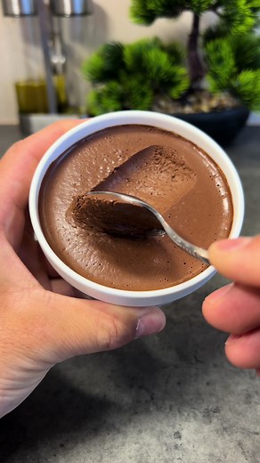 Mousse au Chocolat : Recette Facile avec 1 Ingrédient
