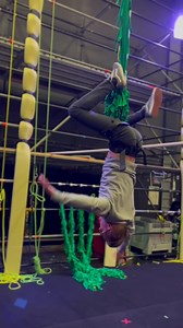 Wir waren hinter den Kulissen bei Tarzan das Musical in #Stuttgart 🐍🌿 und durften ein bisschen Affe spielen 😁. | antenne 1