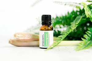 Lemongrass Essential Oil Benefits, Uses, & Recipes - Simply Earth Blog