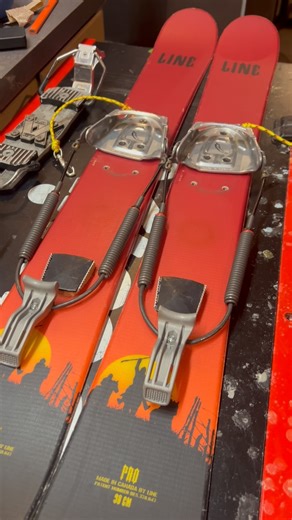 Jack Schuster on Instagram: "Pt 1 of reworking the minimarks! #miniskis #lineskis #telemark #skiing #telemarkskiing #freeheellife #skitouring #backcountryskiing #skirepair #proffesional"