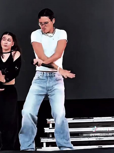 Omar's Iconic Dance Moments 💗