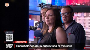 47K views · 830 reactions | Adriana Rodríguez, la DIRCOM de Santivañez, se retiró del set visiblemente alterada. En su camino, se cruza con la directora de #CuartoPoder y le deja claro algo: ella no compartió el texto con el ministro [Mira el dominical completo y 100% GRATIS -Solo Perú- en tvGO] [Link en la BIO ↑] | América Noticias | Facebook